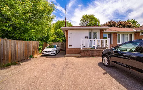 Whitby, ON L1N 1X9,119 & 121 Lupin DR