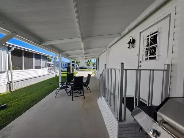 Dania Beach, FL 33312,2441 SW 52nd St