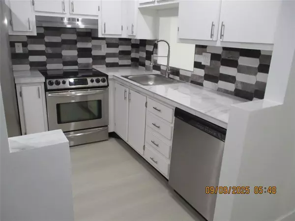 Tamarac, FL 33321,7850 W Mcnab Rd #204