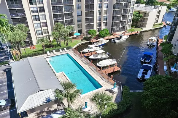 Boca Raton, FL 33432,20 Royal Palm Way #501