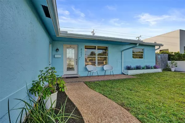 Oakland Park, FL 33334,4221 NE 13th Ave