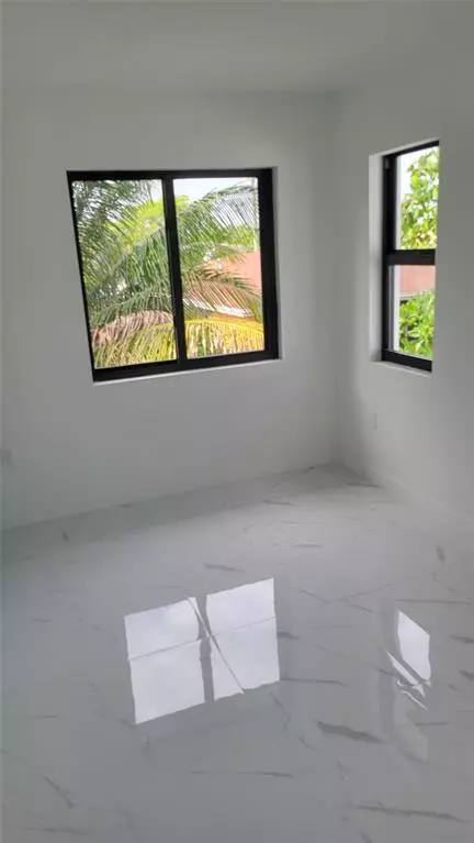 Miami, FL 33147,1836 NW 70th street