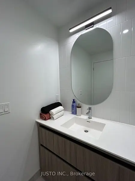 Vaughan, ON L4J 0L4,7950 Bathurst ST #409