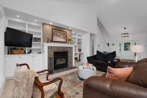 Springwater, ON L9X 0J3,2710 Portage TRL