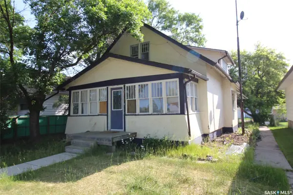 564 1st STREET W, Shaunavon, SK S0N 2M0