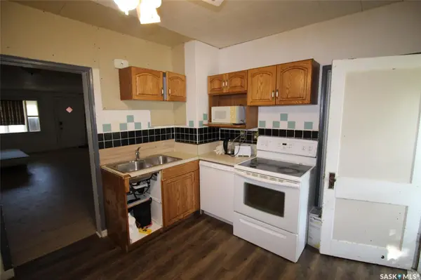 Shaunavon, SK S0N 2M0,564 1st STREET W