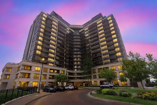 Toronto W05, ON M3J 0G7,1060 Sheppard AVE W #917