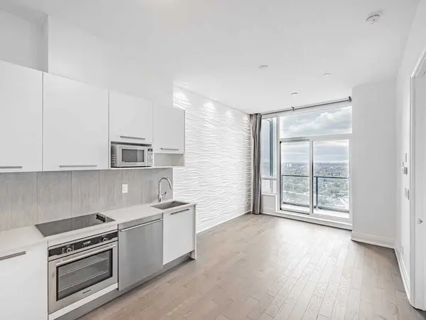 36 Park Lawn RD #PH4405, Toronto W06, ON M8Y 3H8