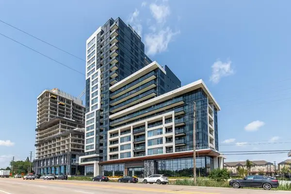 Oakville, ON L6H 7X9,3220 William Coltson AVE #1403