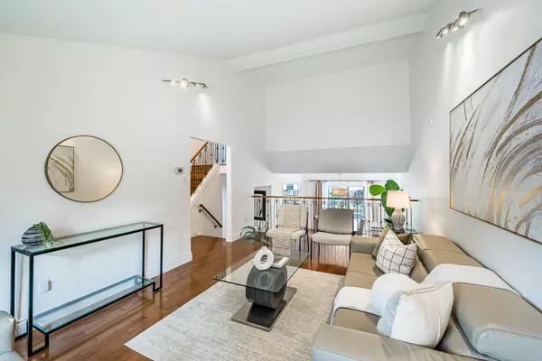 Toronto W08, ON M9C 5C4,16 Ackrow CT