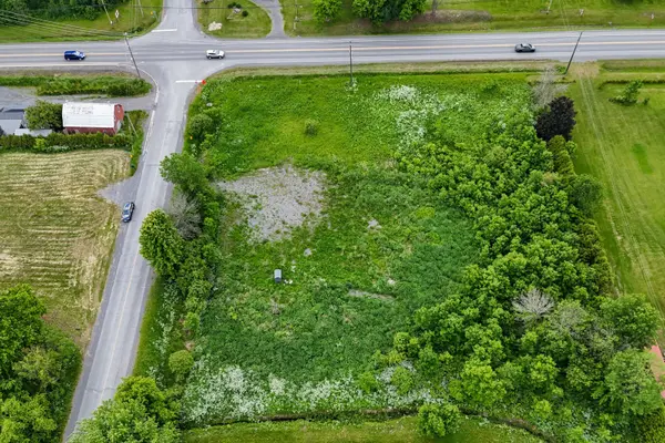 North Glengarry, ON K0C 1A0,20373 EIGG RD