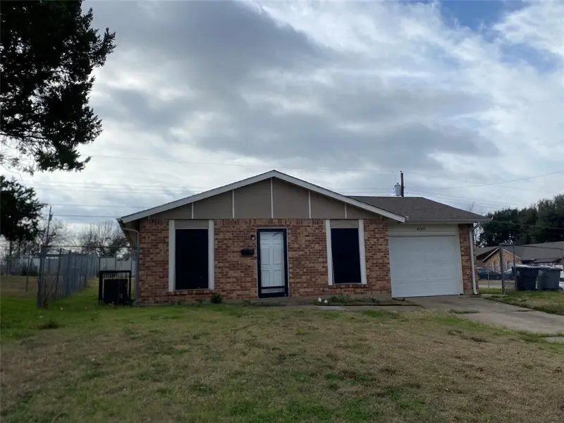 4140 Wilshire Boulevard, Dallas, TX 75241