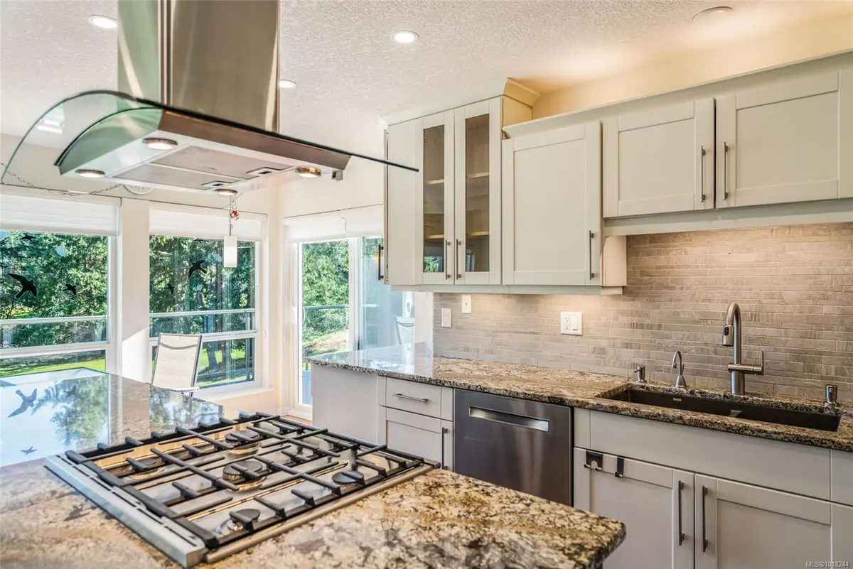 Nanoose Bay, BC V9P 9J5,2655 Andover Rd #6