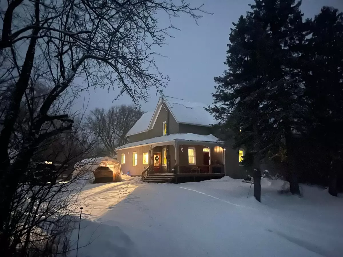 North Stormont, ON K0C 1T0,17980 Macleod RD