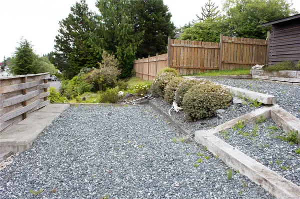 Port Mcneill, BC V0N 2R0,2141 Camosun Cres