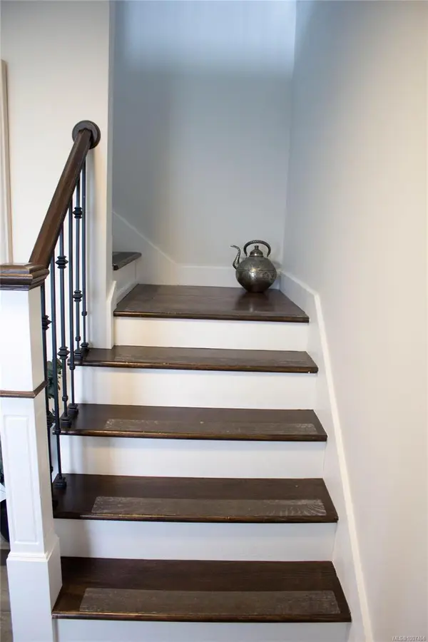 Port Mcneill, BC V0N 2R0,2141 Camosun Cres