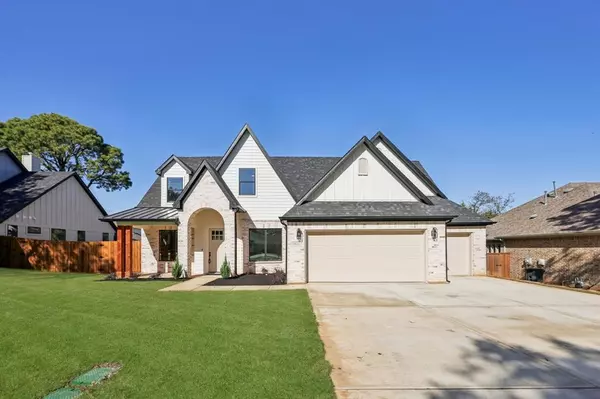 2622 Evinrude Drive, Grapevine, TX 76051