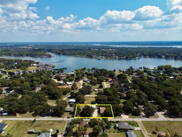 704 Legendary Lane, Gun Barrel City, TX 75156