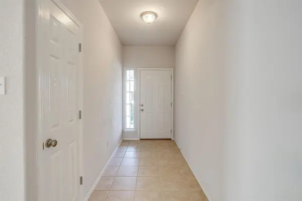 Cleburne, TX 76033,706 Hill Lane