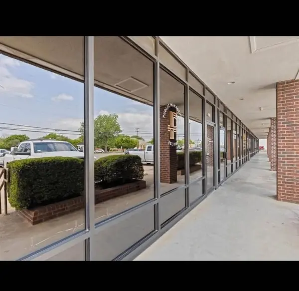 Granbury, TX 76048,300 S Morgan Street #302