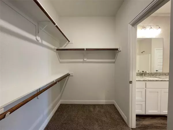 Cleburne, TX 76033,206 S Nolan River Road #6