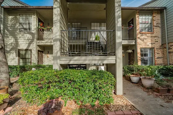 Dallas, TX 75248,5335 Bent Tree Forest Drive #170