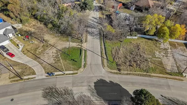 Dallas, TX 75216,2143 E Ann Arbor