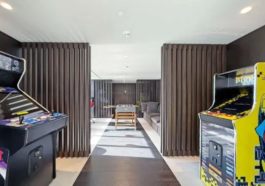 Toronto C08, ON M5E 0G1,55 Cooper ST #1606