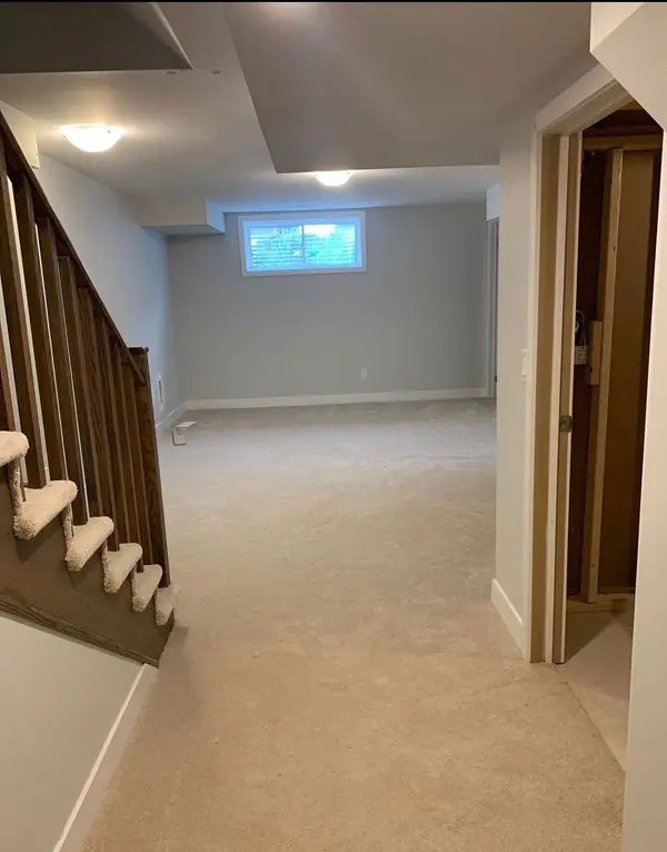 Oshawa, ON L1L 0V5,1103 Thompson DR