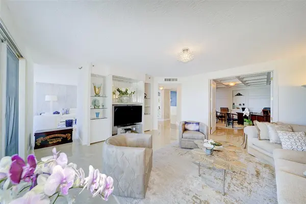 Hillsboro Beach, FL 33062,1073 Hillsboro Mile #1-S