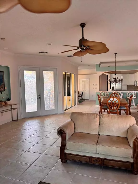 Hutchinson Island, FL 34949,3308 Caracal Dr