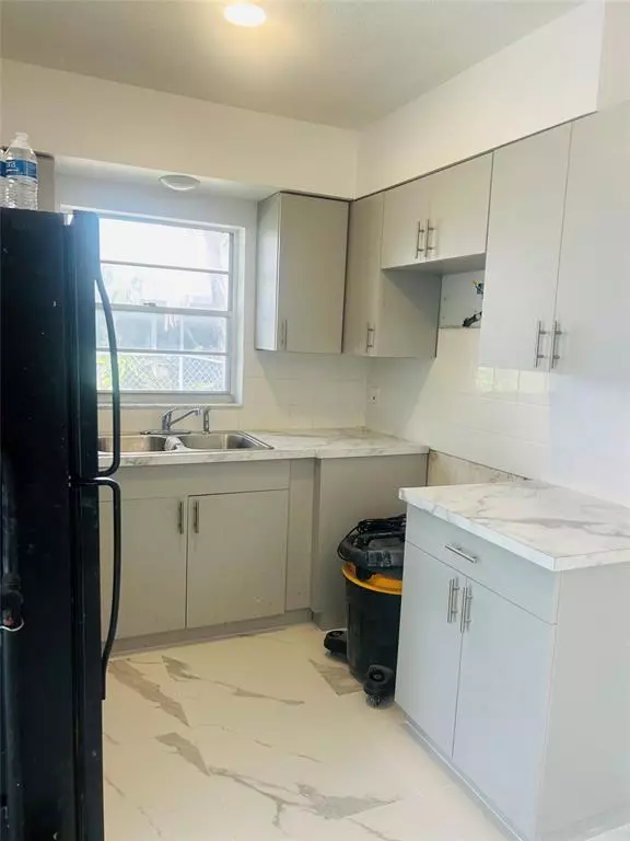 Fort Lauderdale, FL 33311,1471 NW 20th St