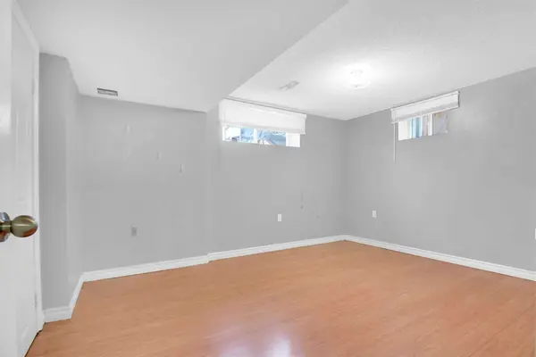 Brampton, ON L6Y 5E3,115 Letty AVE #Basement