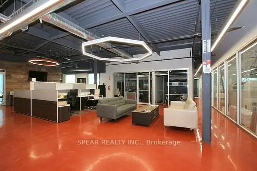 Toronto W10, ON M9W 7J8,94 Brockport DR