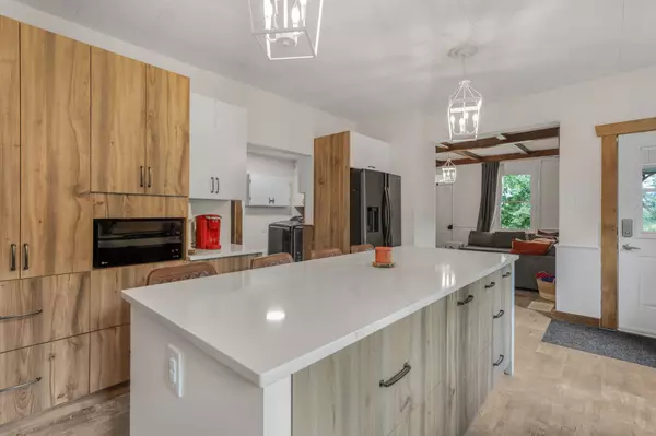 North Stormont, ON K0C 1T0,17980 Macleod RD