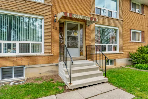 Brantford, ON N3S 4K8,52 Hampton ST