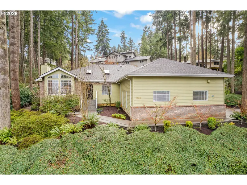 2380 W 28TH AVE, Eugene, OR 97405