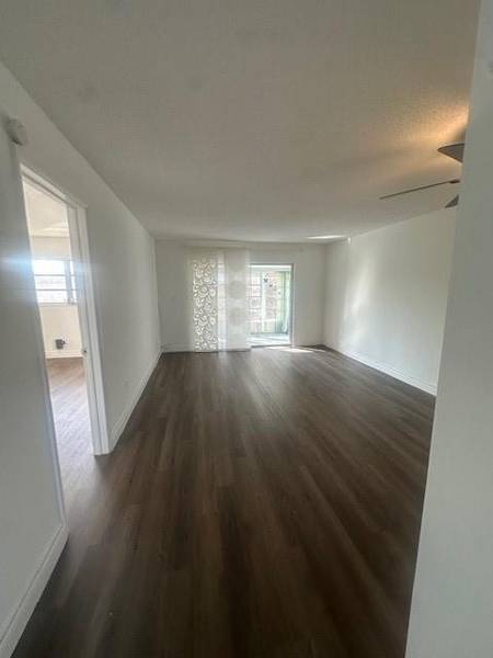 5860 NW 64th Ave #307, Fort Lauderdale, FL 33319