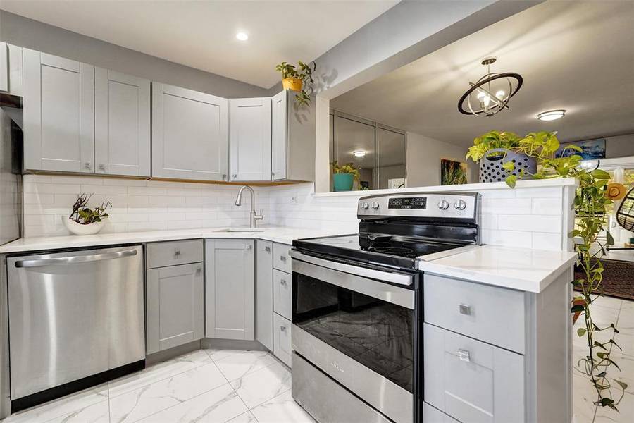 608 SW Natura Blvd #308, Deerfield Beach, FL 33441