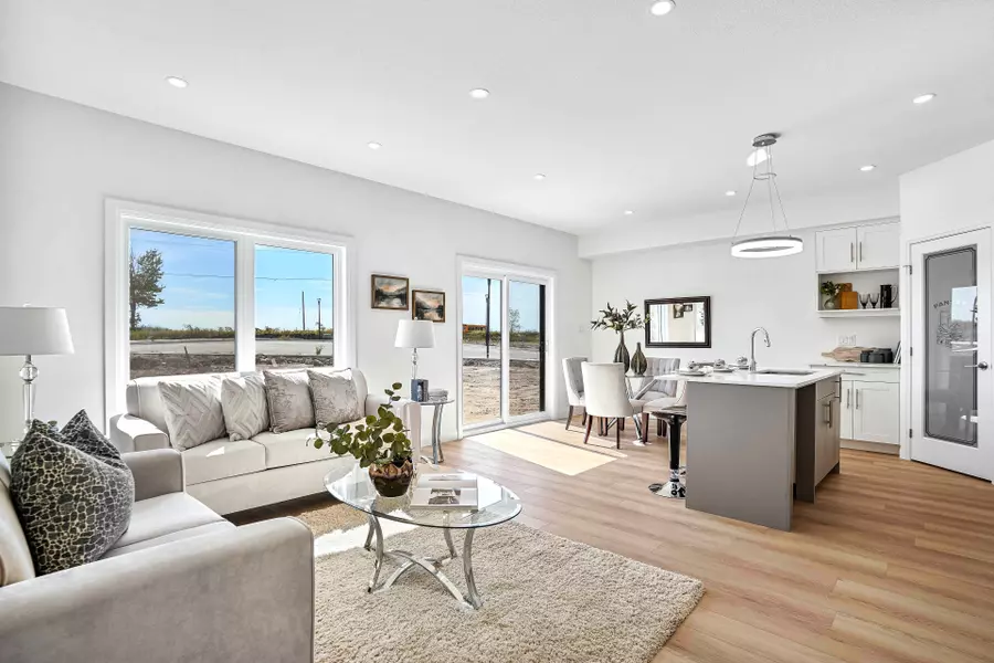 2572 Constance AVE, London South, ON N6M 1E7