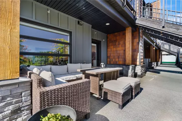 Campbell River, BC V9H 0E5,3016 Alder St S #7