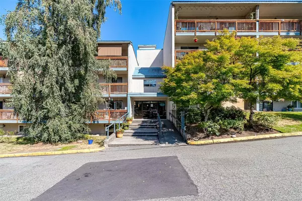 Nanaimo, BC V9T 4S9,4728 Uplands Dr #304