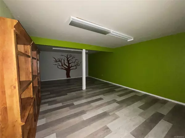 Port Alberni, BC V9Y 4X3,4268 10th Ave