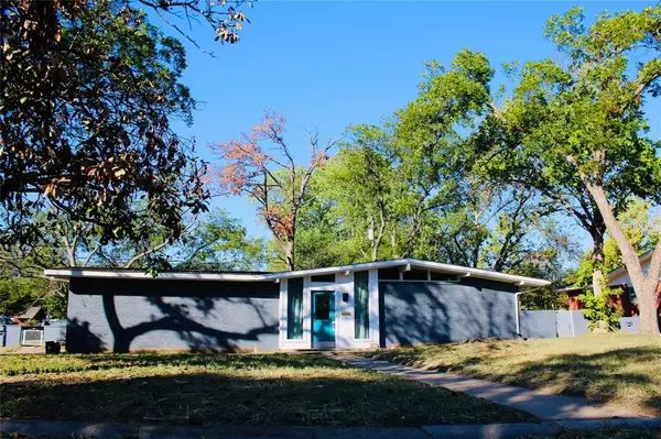 Stephenville, TX 76401,1302 Cleveland