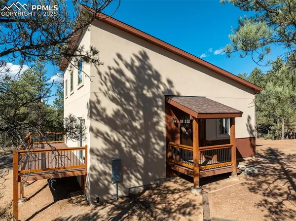 76 BRADSHAW RD,  Florissant,  CO 80816