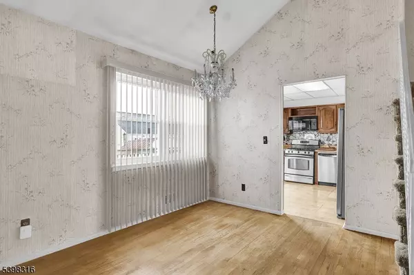 Carteret Boro, NJ 07008,85 Whitman St