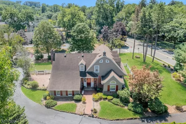 174 Paramus Rd, Paramus Boro, NJ 07652