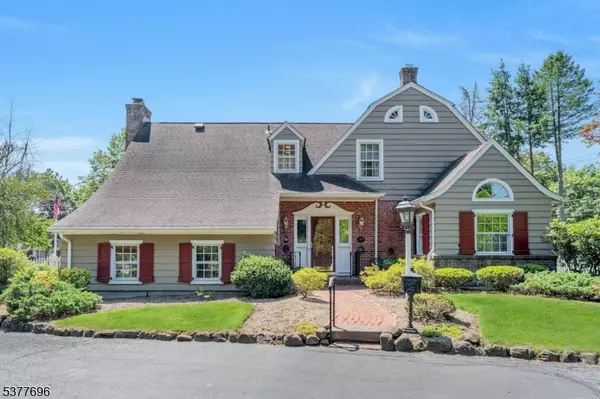 Paramus Boro, NJ 07652,174 Paramus Rd