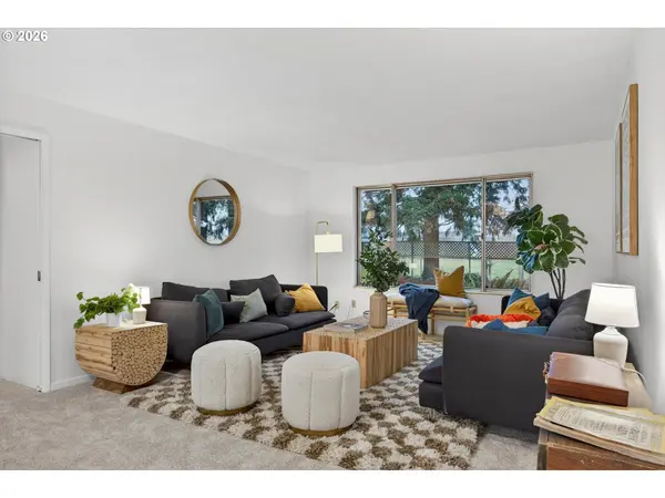 Newberg, OR 97132,1204 N ELLIOTT RD