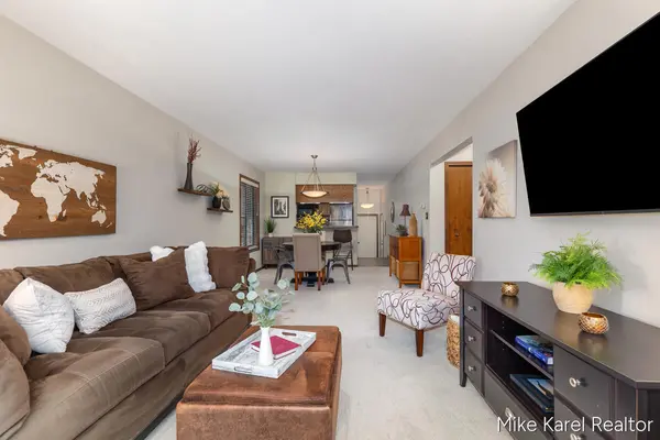 Hudsonville, MI 49426,3544 Golfside DR